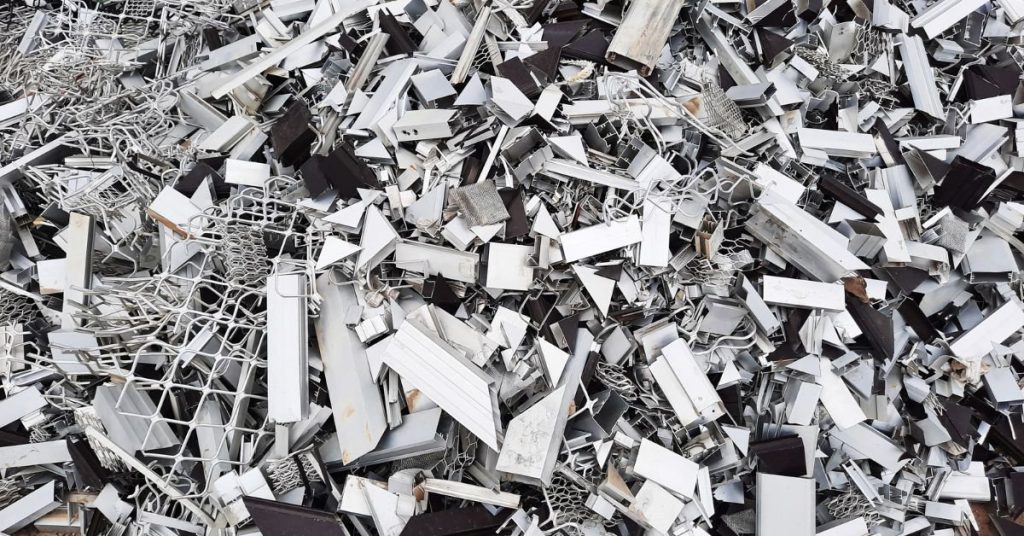 Home 8 Aluminium Recycling in a pile