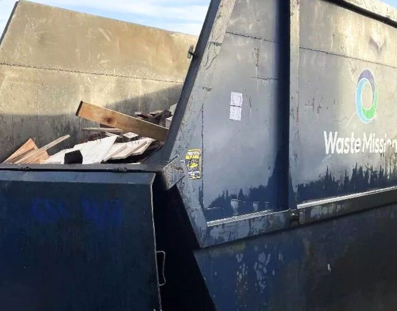 DW Windsor: Waste Mission Bin